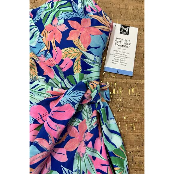 Member's Mark Women's Wrap-Style One-Piece Swimsuit Size Large - Picture 6 of 10